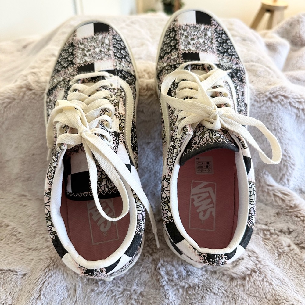 Vans. Size 9.5.